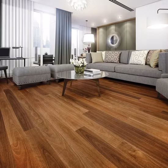 China Factory stellt SPC-Vinyldielenböden 5 mm, 6 mm und 7 mm her